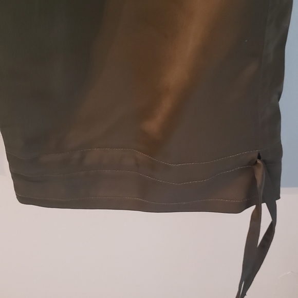 Plus Size Satin Cargo Pants - Picture 6 of 12